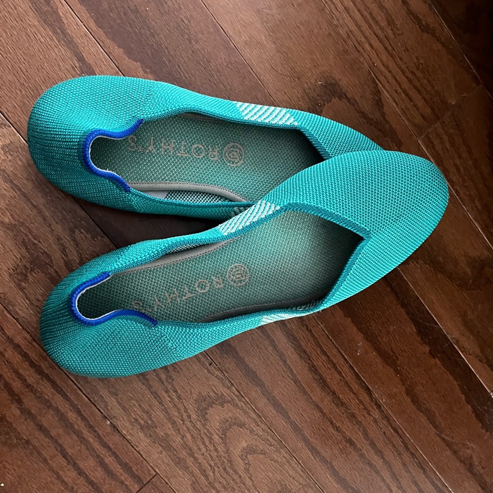 Teal Rothy’s The Flat